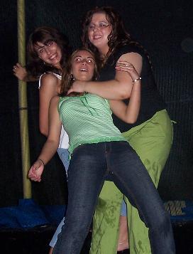 teenagabynvikkitrampoline.jpg